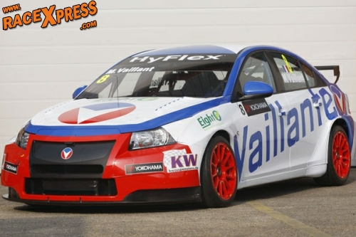 Racewagen stripheld Vaillaint onthuld + FOTO